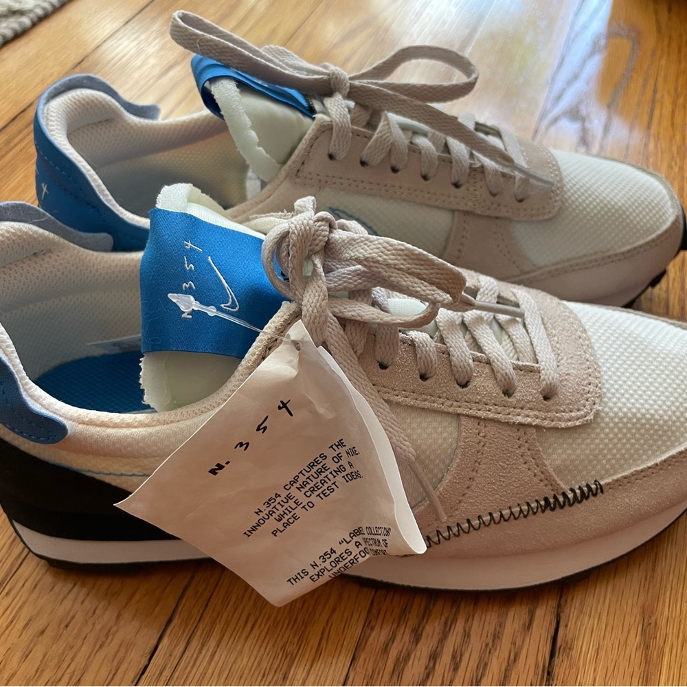 Nike Daybreak Type n.354  Sneakers Womens 6.5